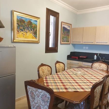 Apartment In Anakasia Overlooking Volos Bagian luar foto